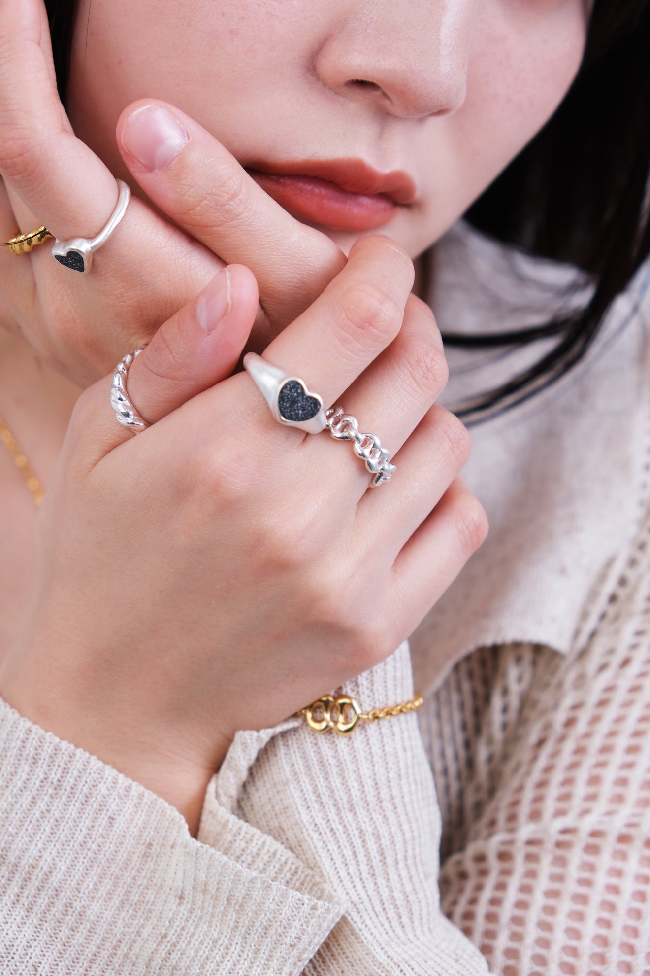 fragrance ring / heart (black)