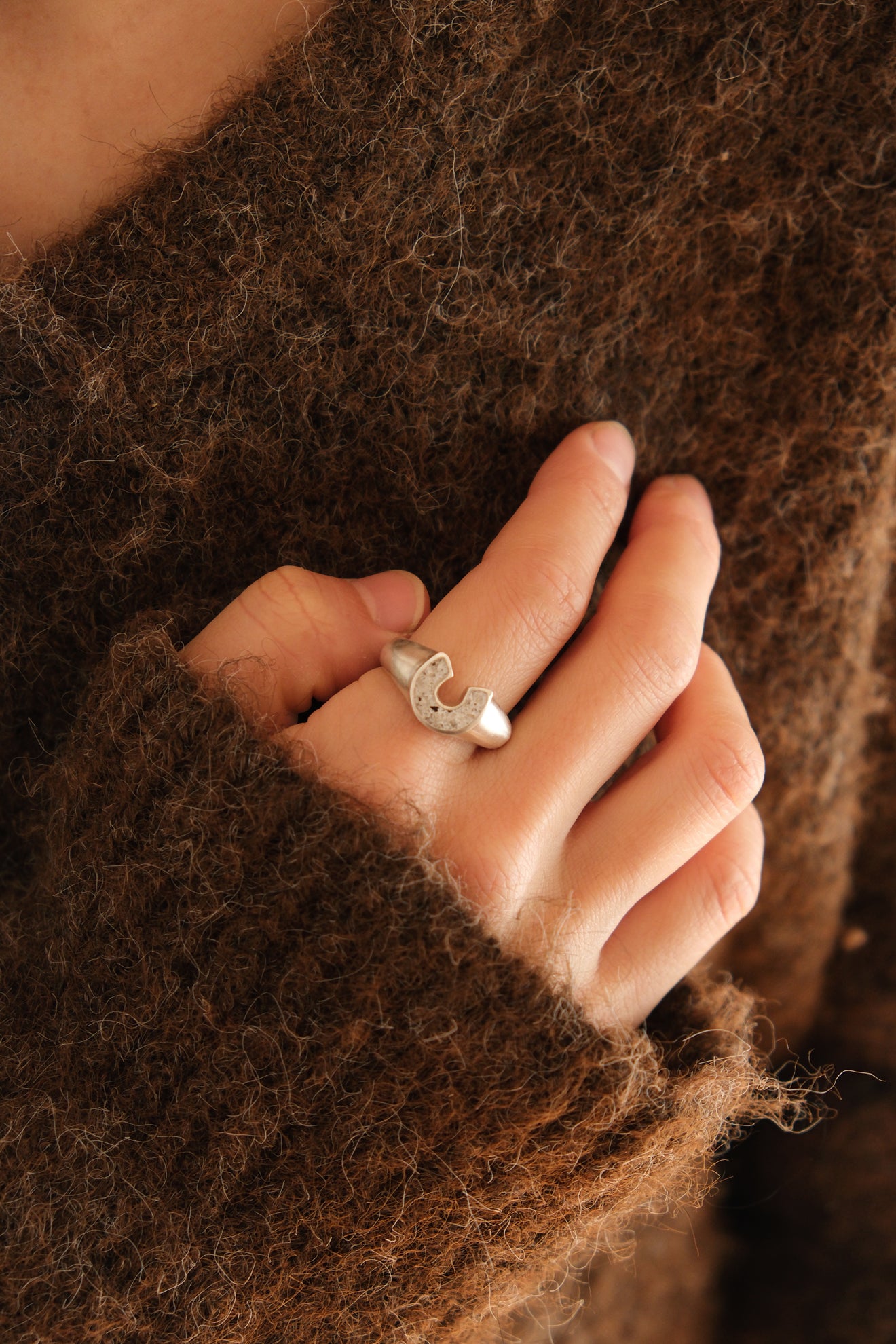 fragrance ring / horse shoe L