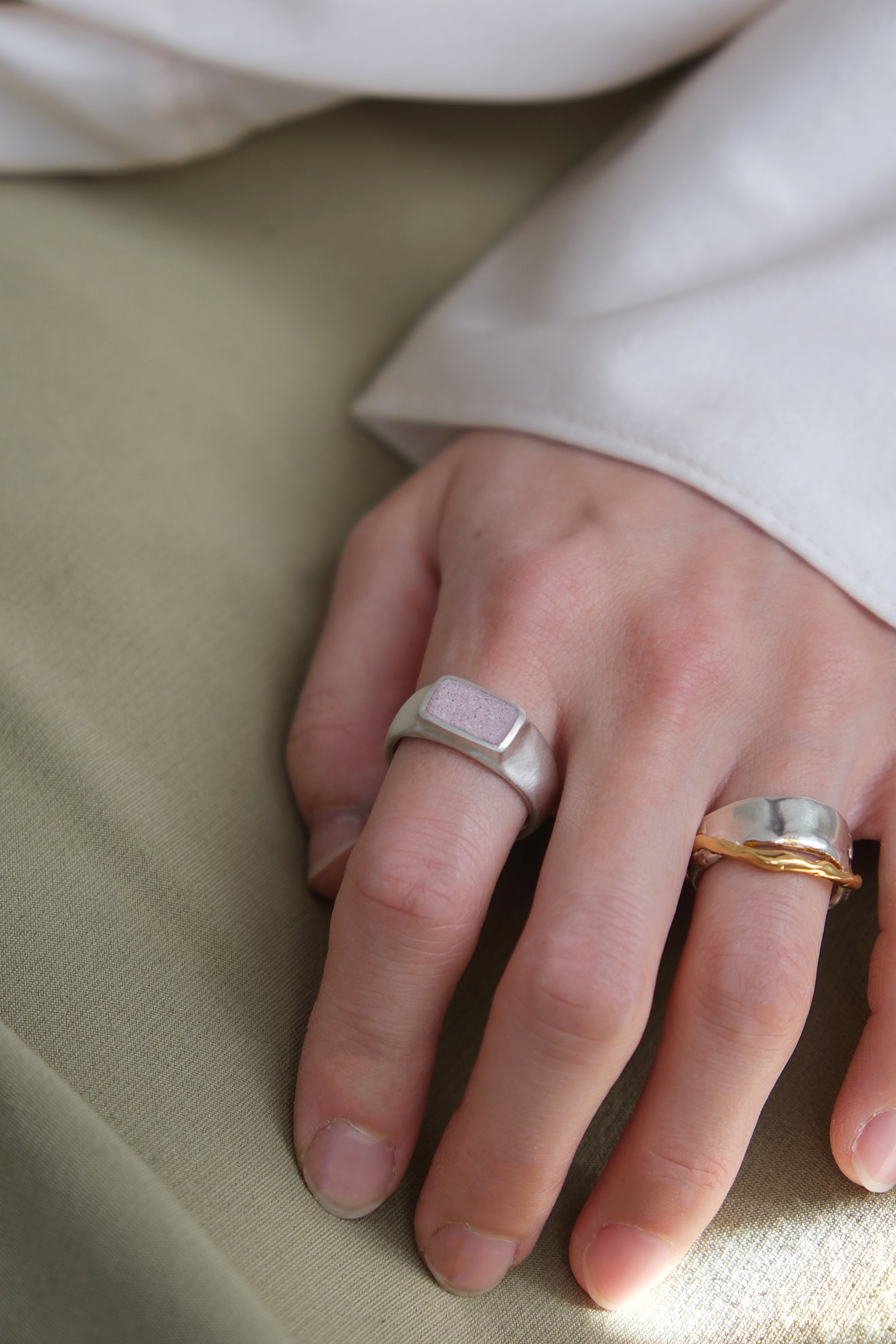 fragrance ring / square