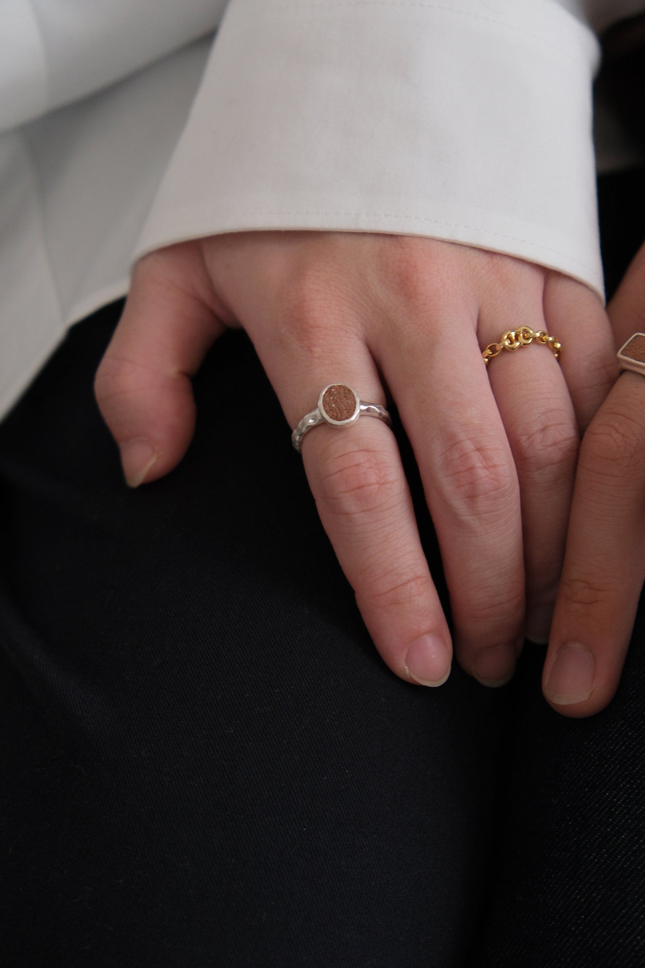 fragrance ring / oval