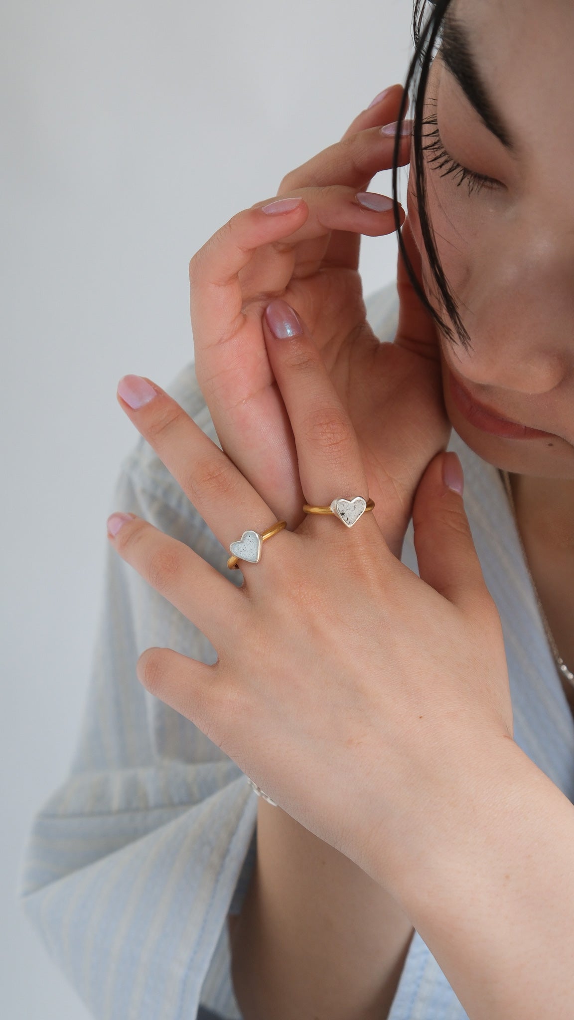 fragrance ring / tiny heart gold