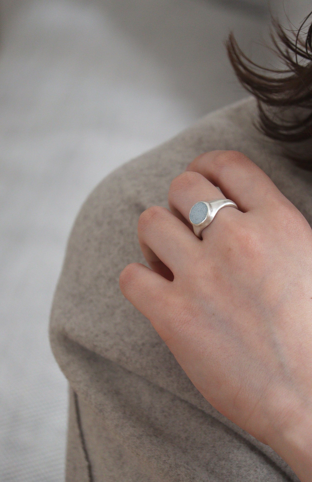 fragrance ring / round