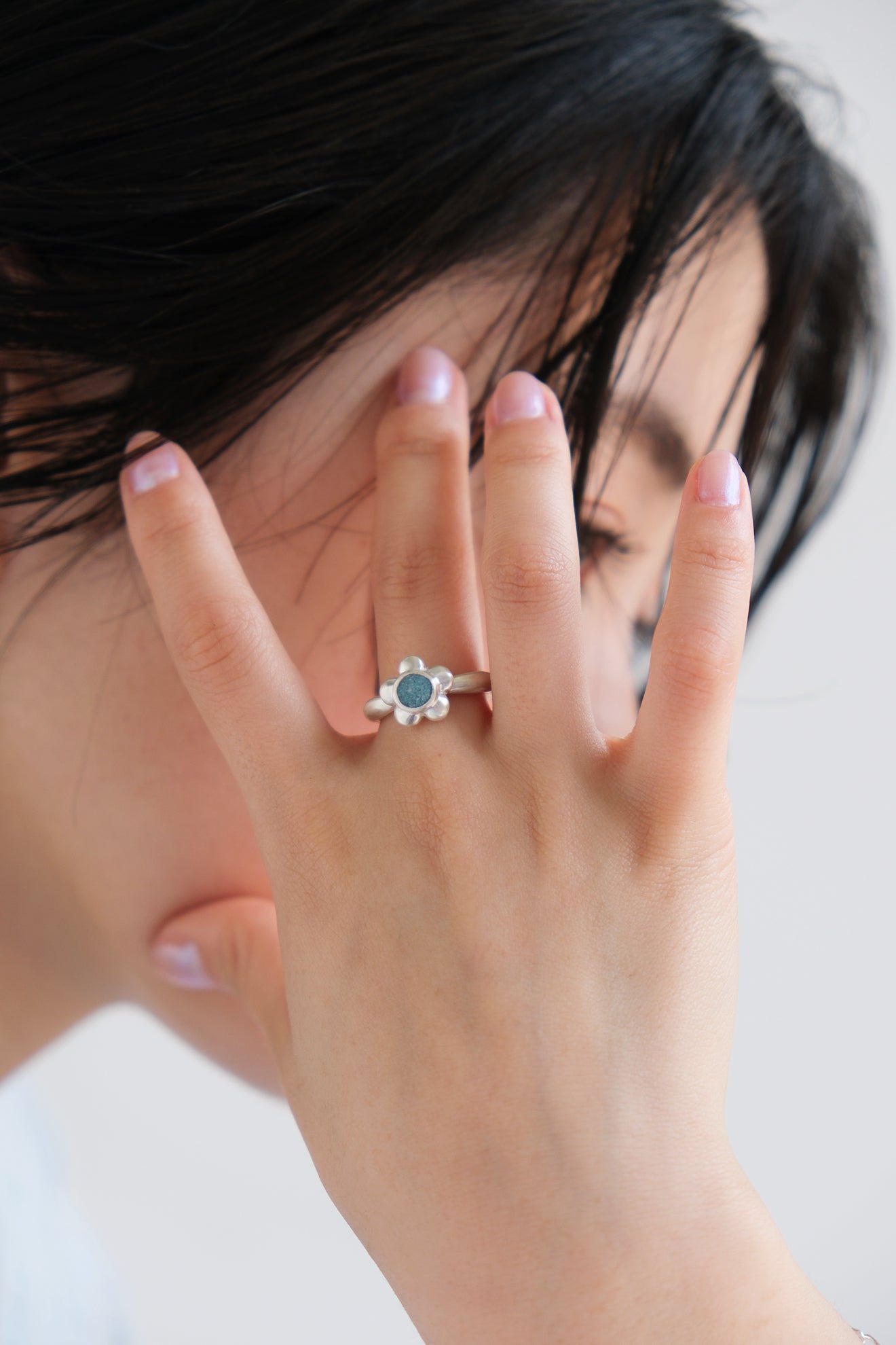 fragrance ring / flower
