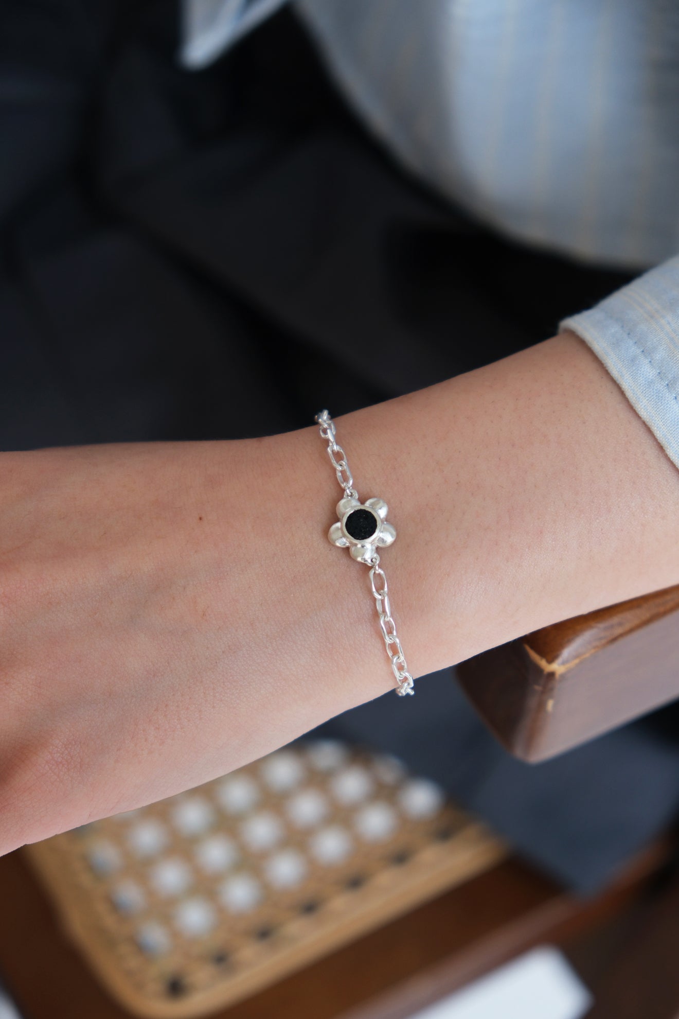 fragrance bracelet / flower