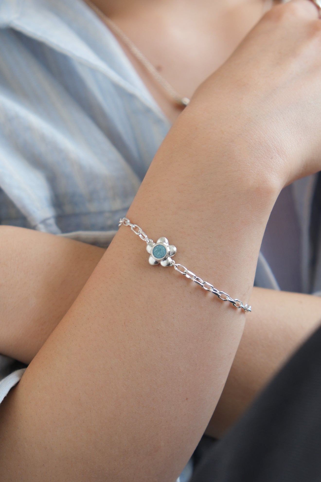 fragrance bracelet / flower (blue green)