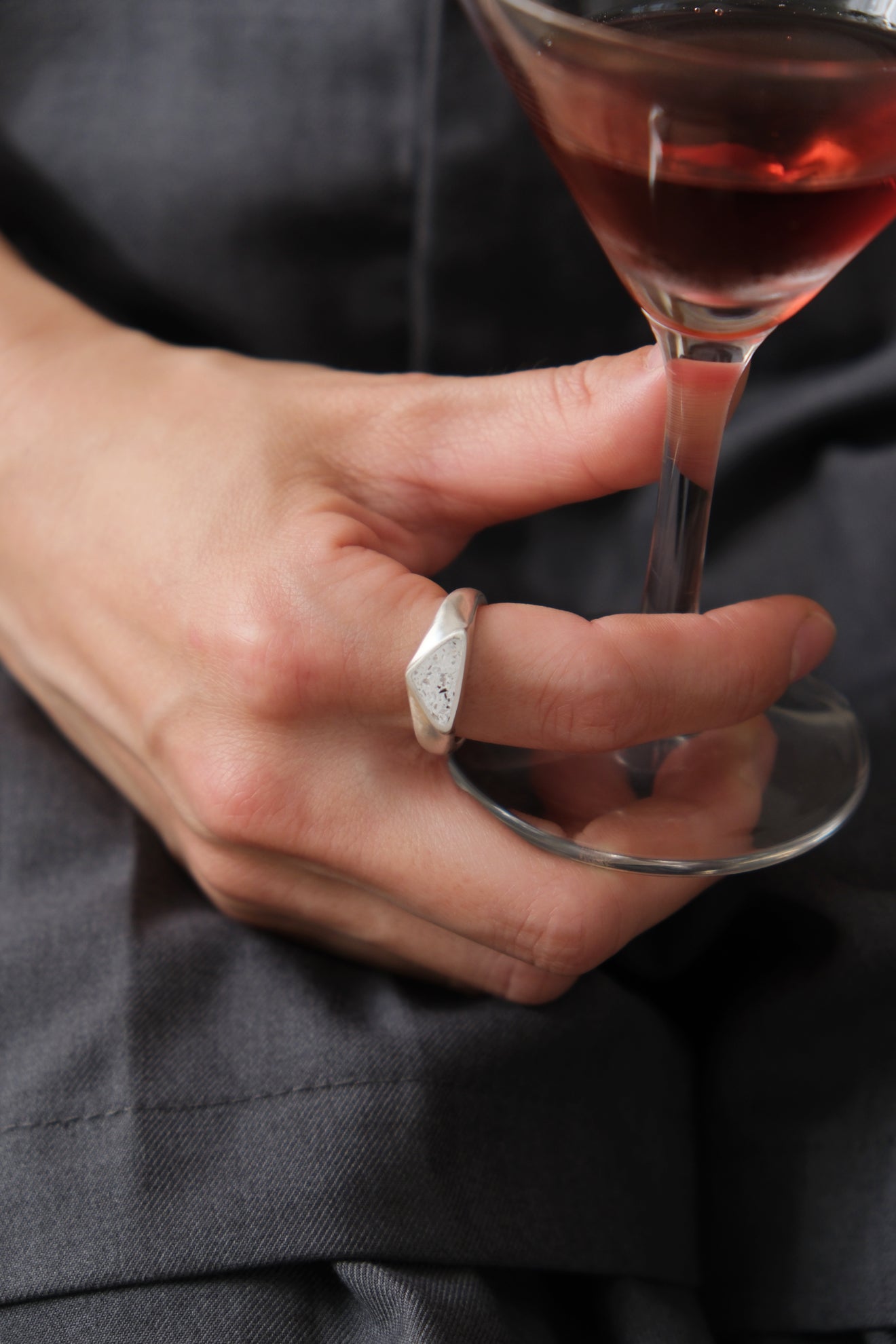 fragrance ring / triangle