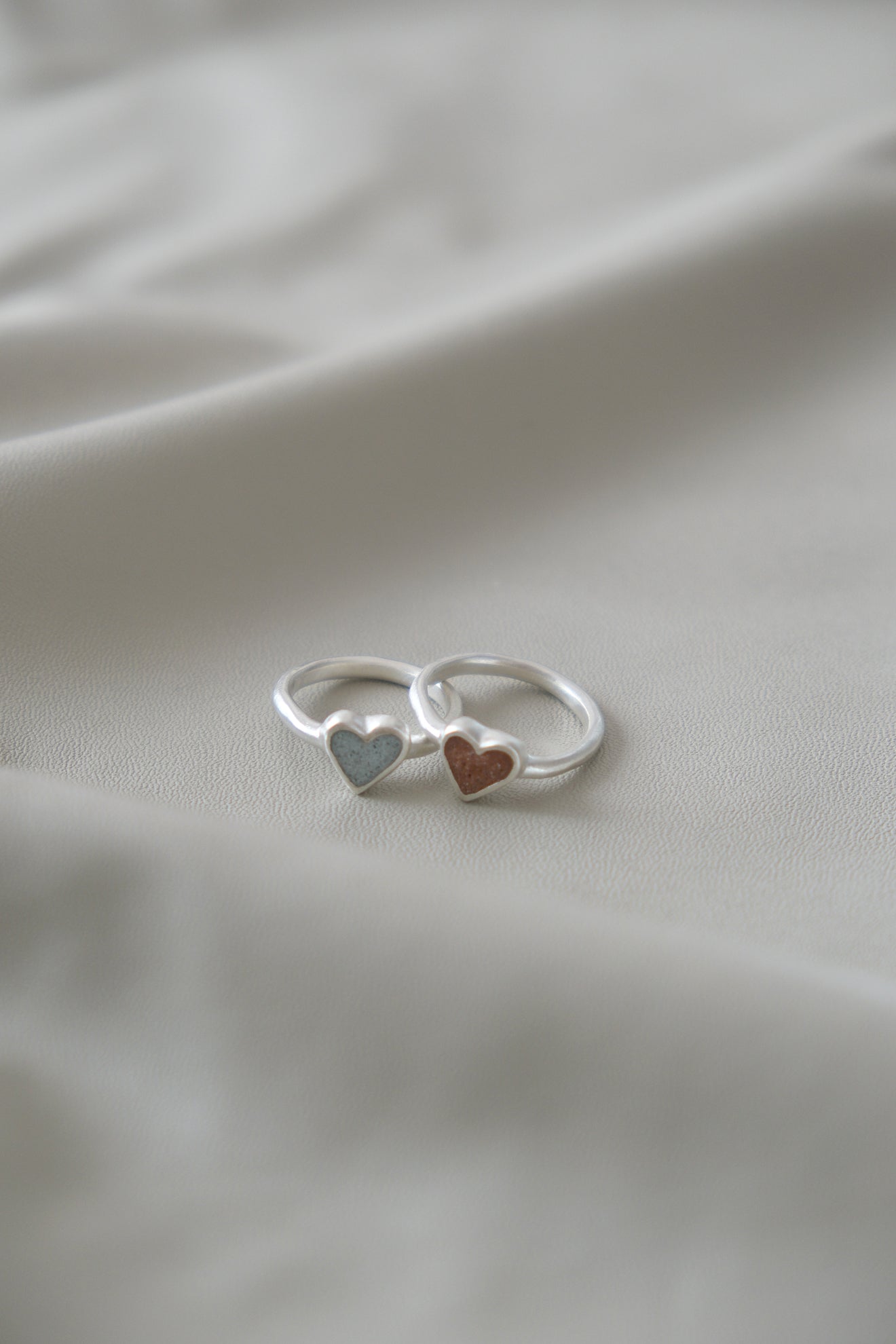 fragrance ring / tiny heart ( terracotta)