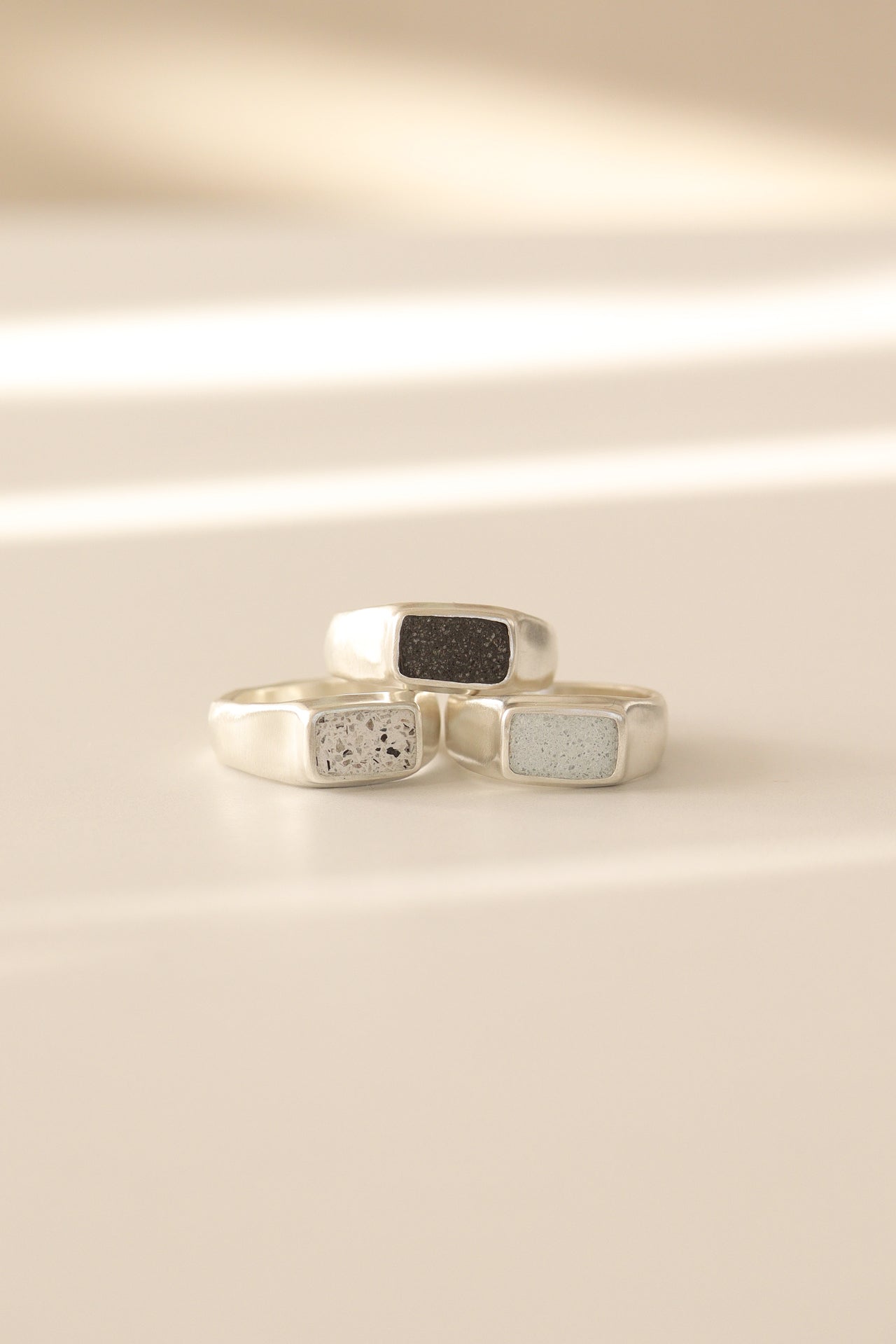 fragrance ring / square