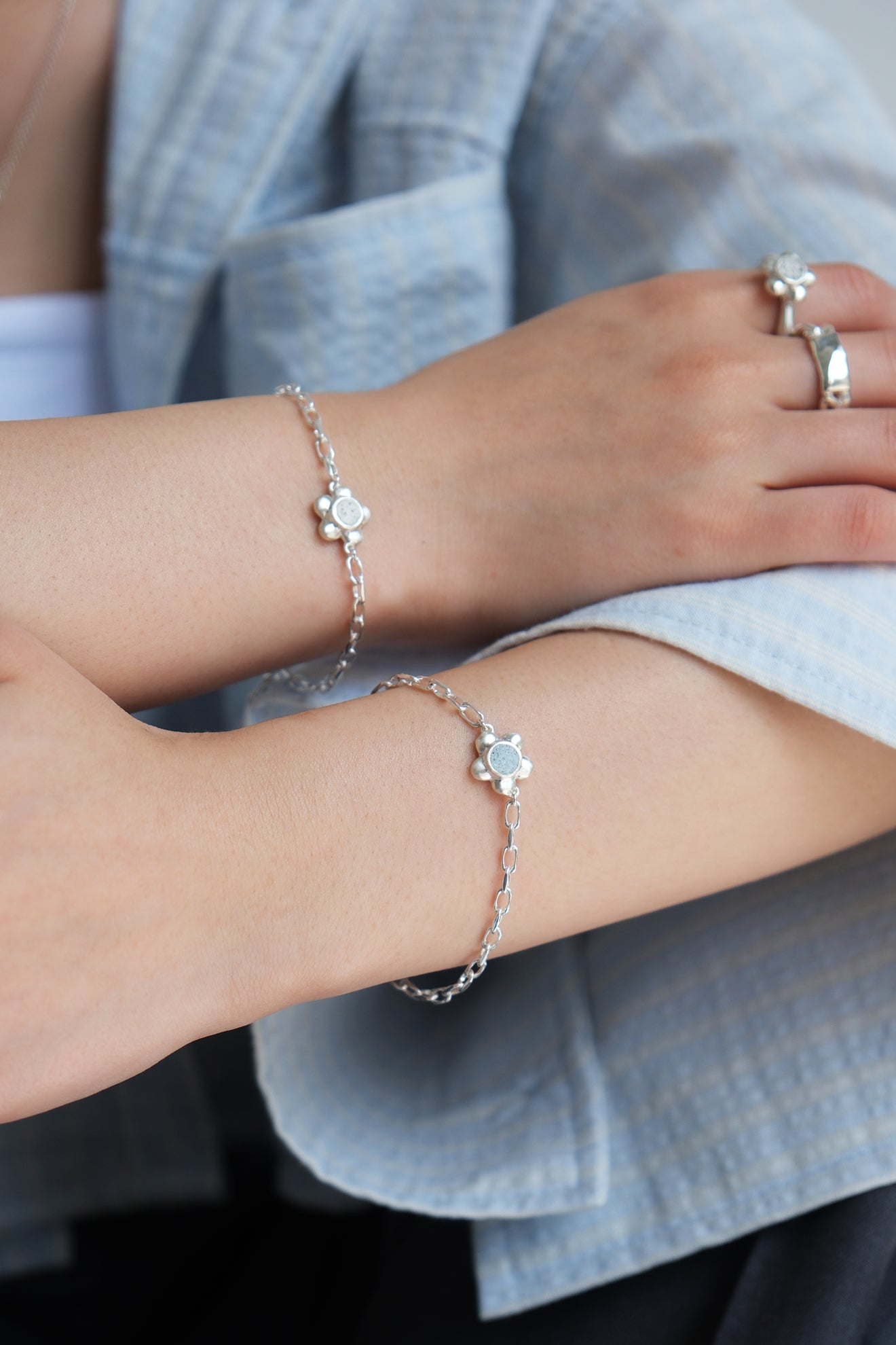 fragrance bracelet / flower
