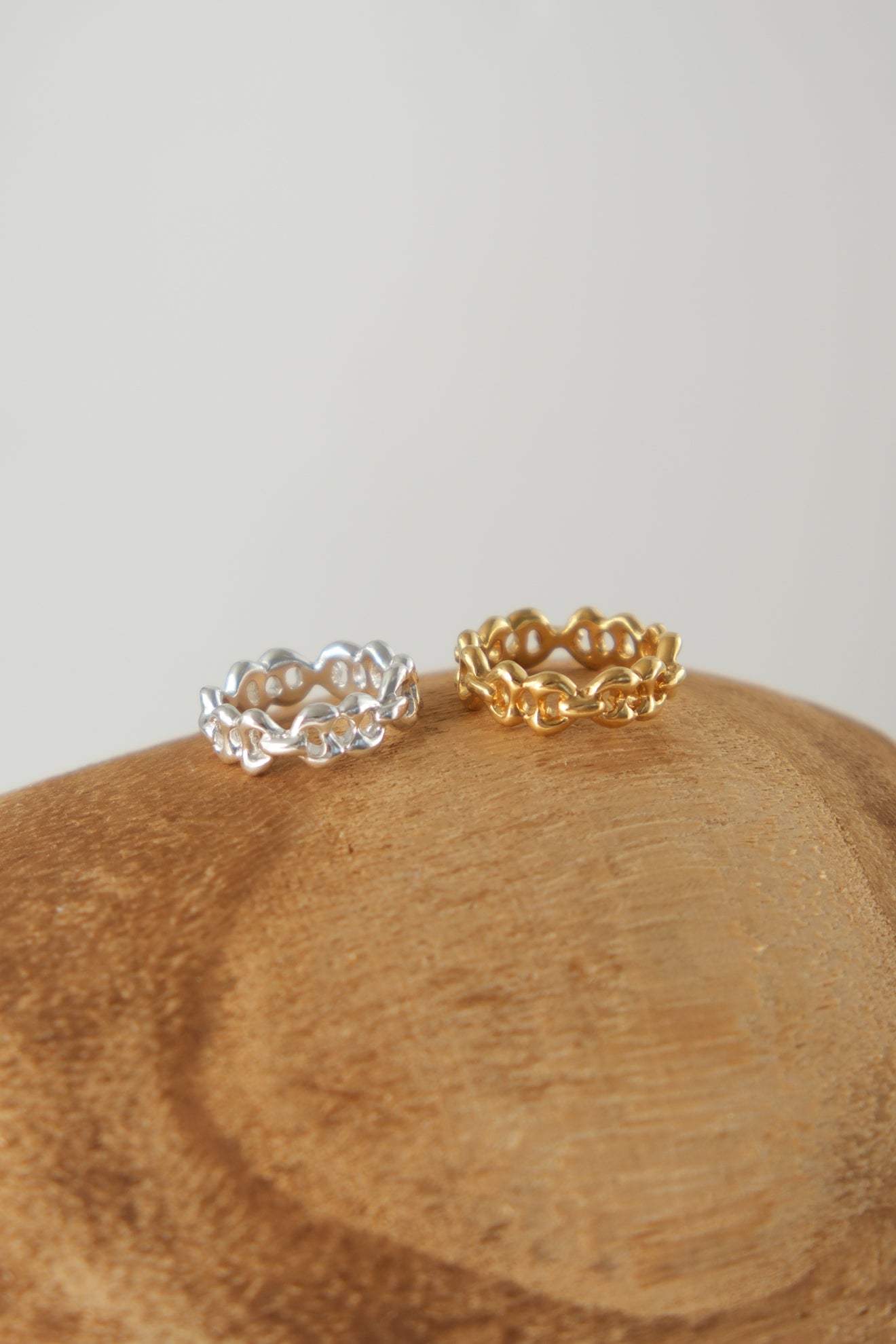 lunar eclipse full ring / gold