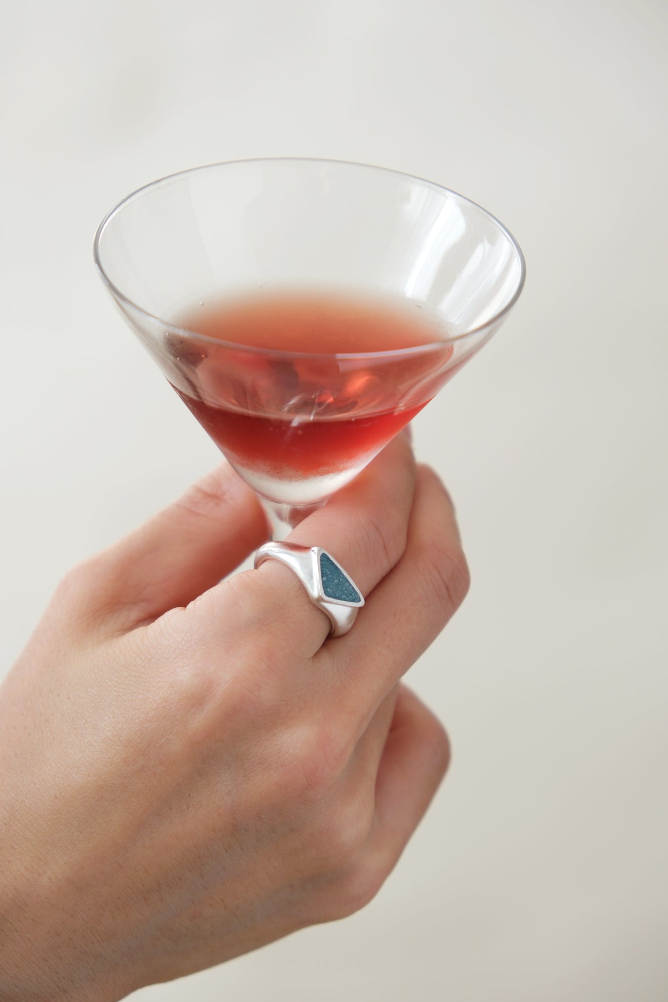 fragrance ring / triangle