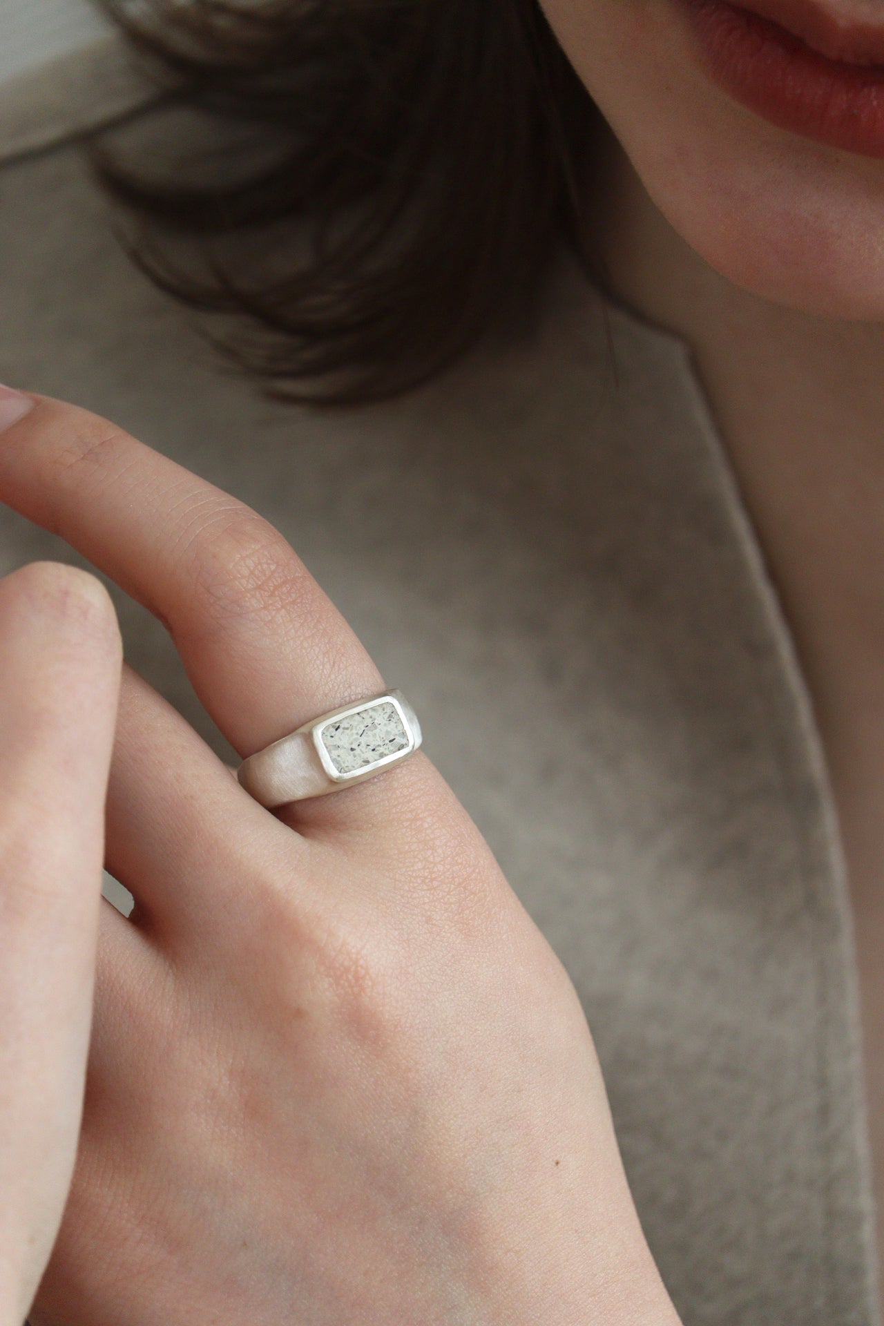 fragrance ring /square