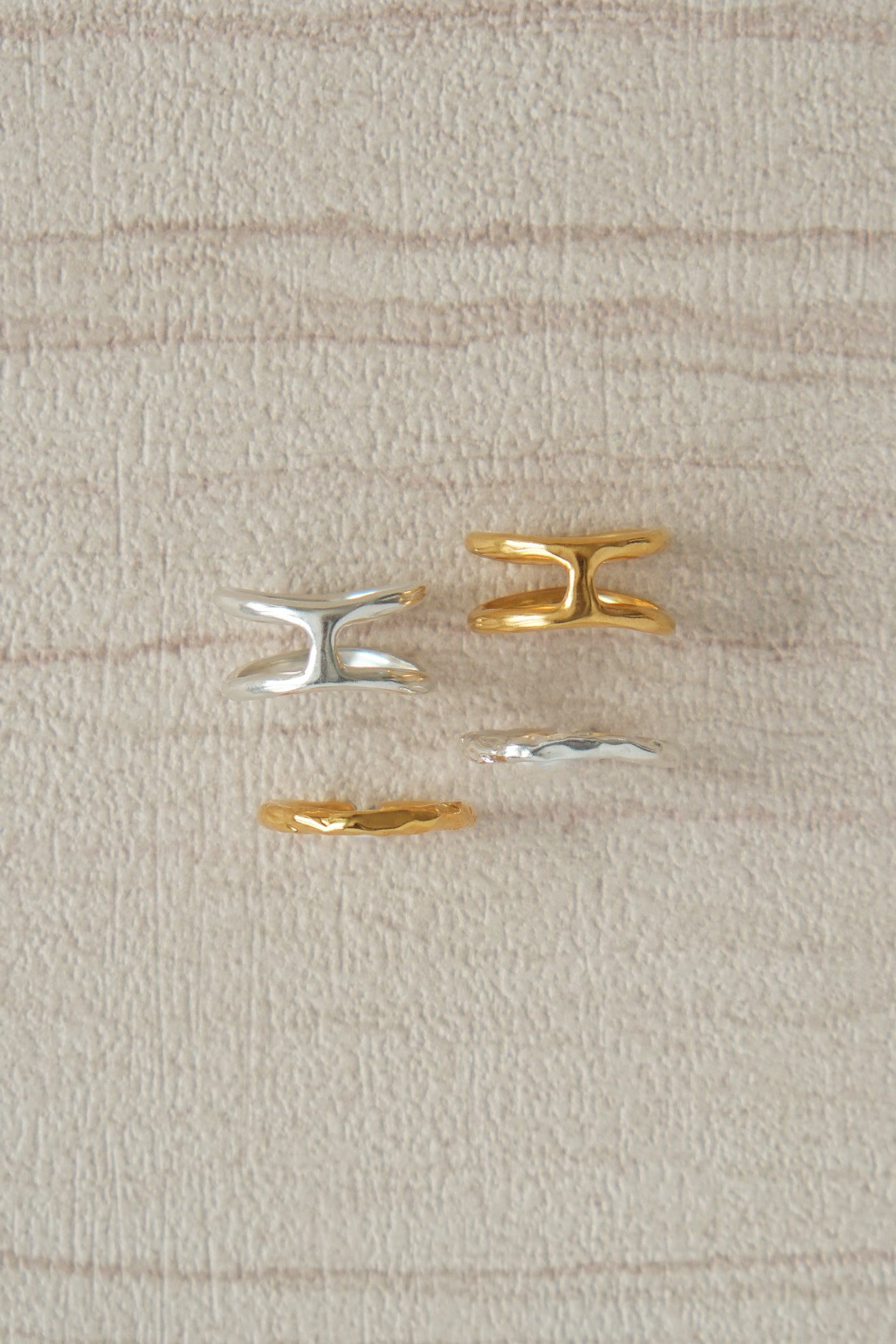 Gimmick three ring