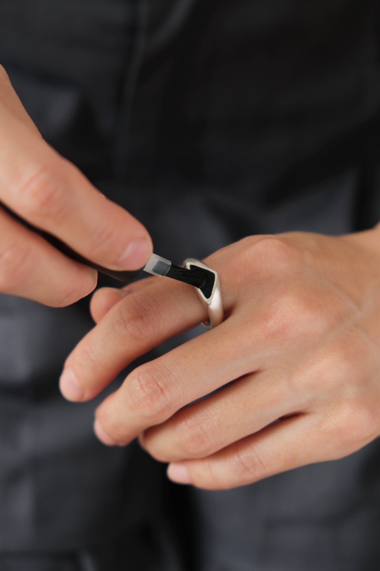 fragrance ring / triangle