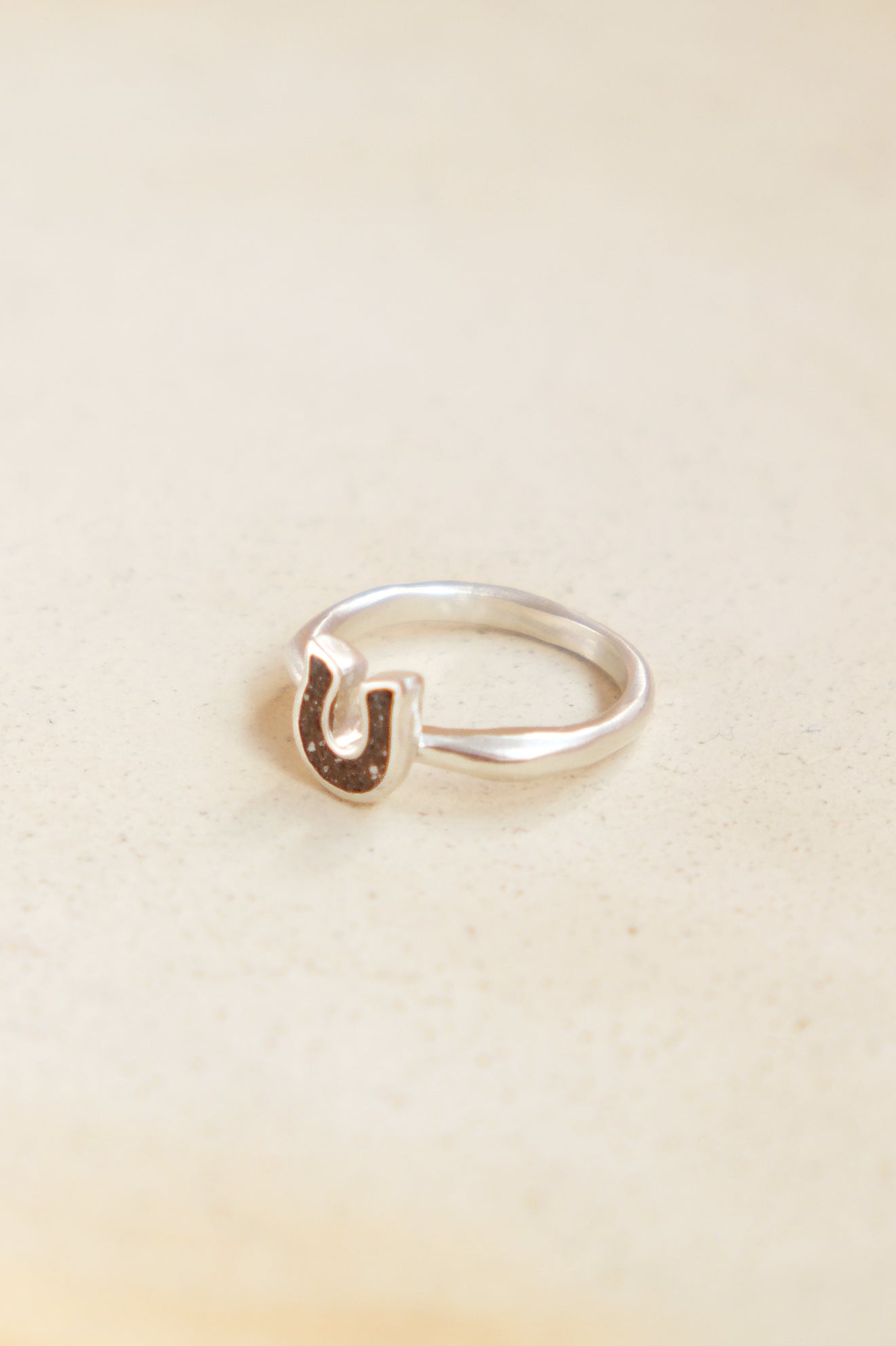 fragrance ring / horse shoe (期間限定)