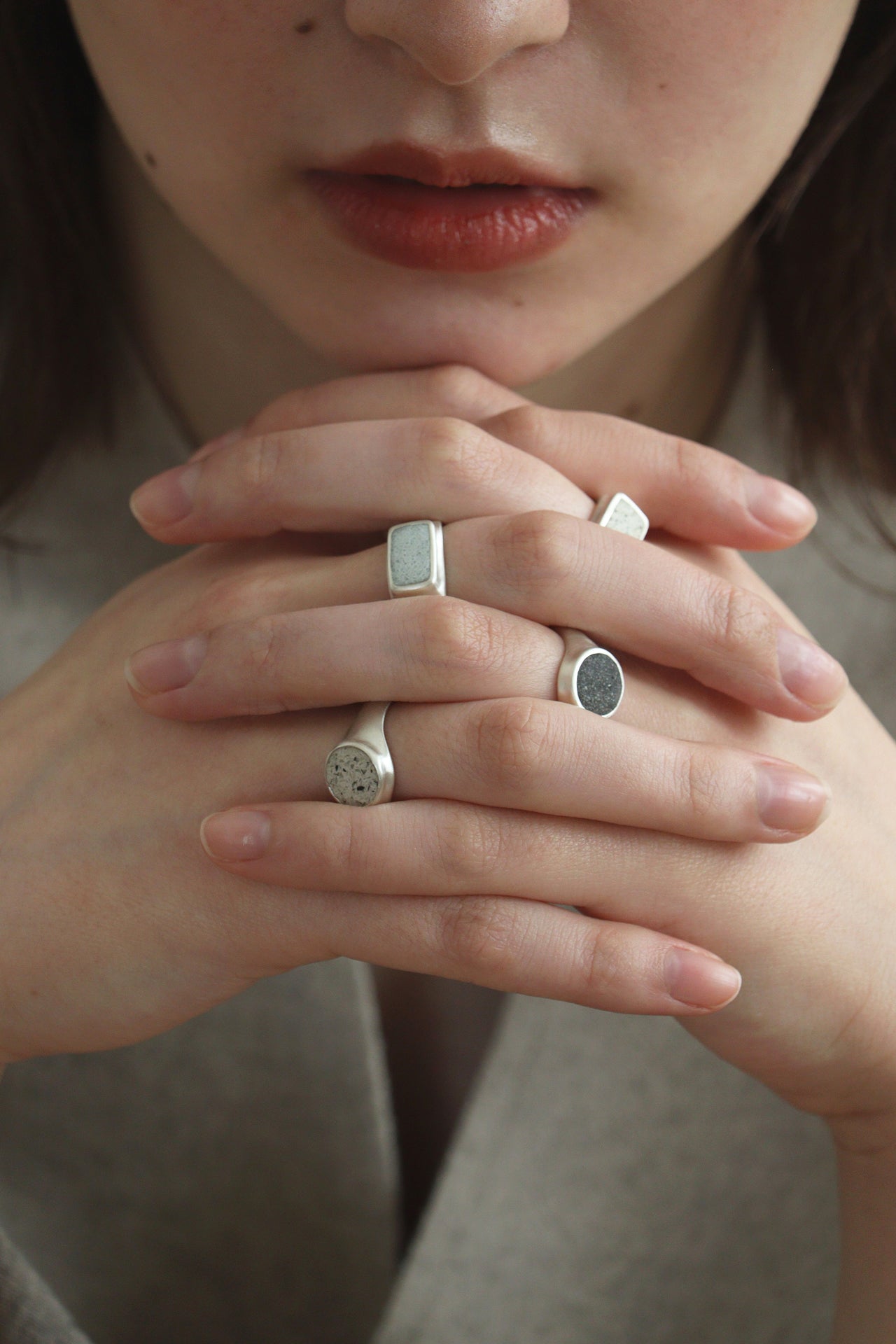 fragrance ring / round L (white)