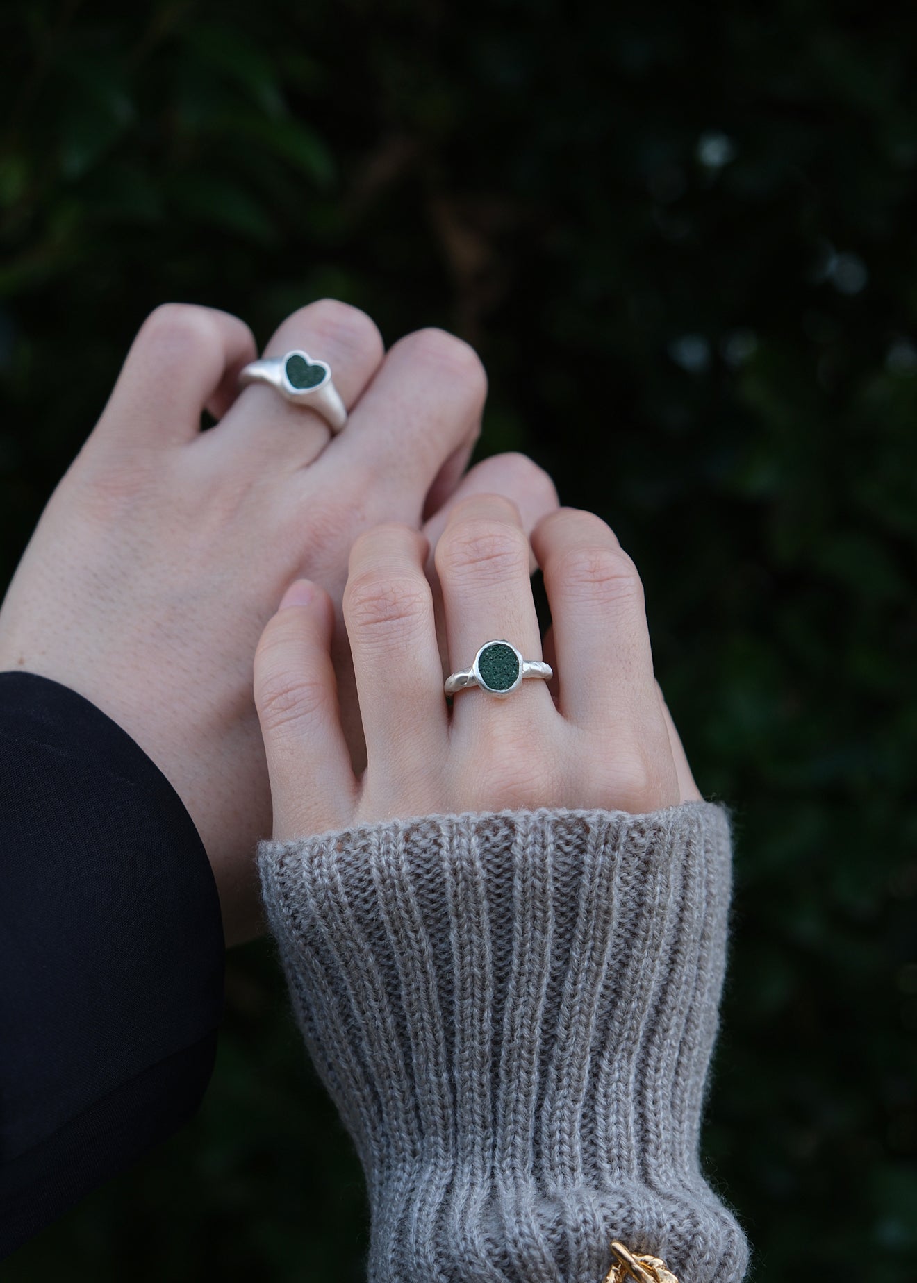 fragrance ring / oval