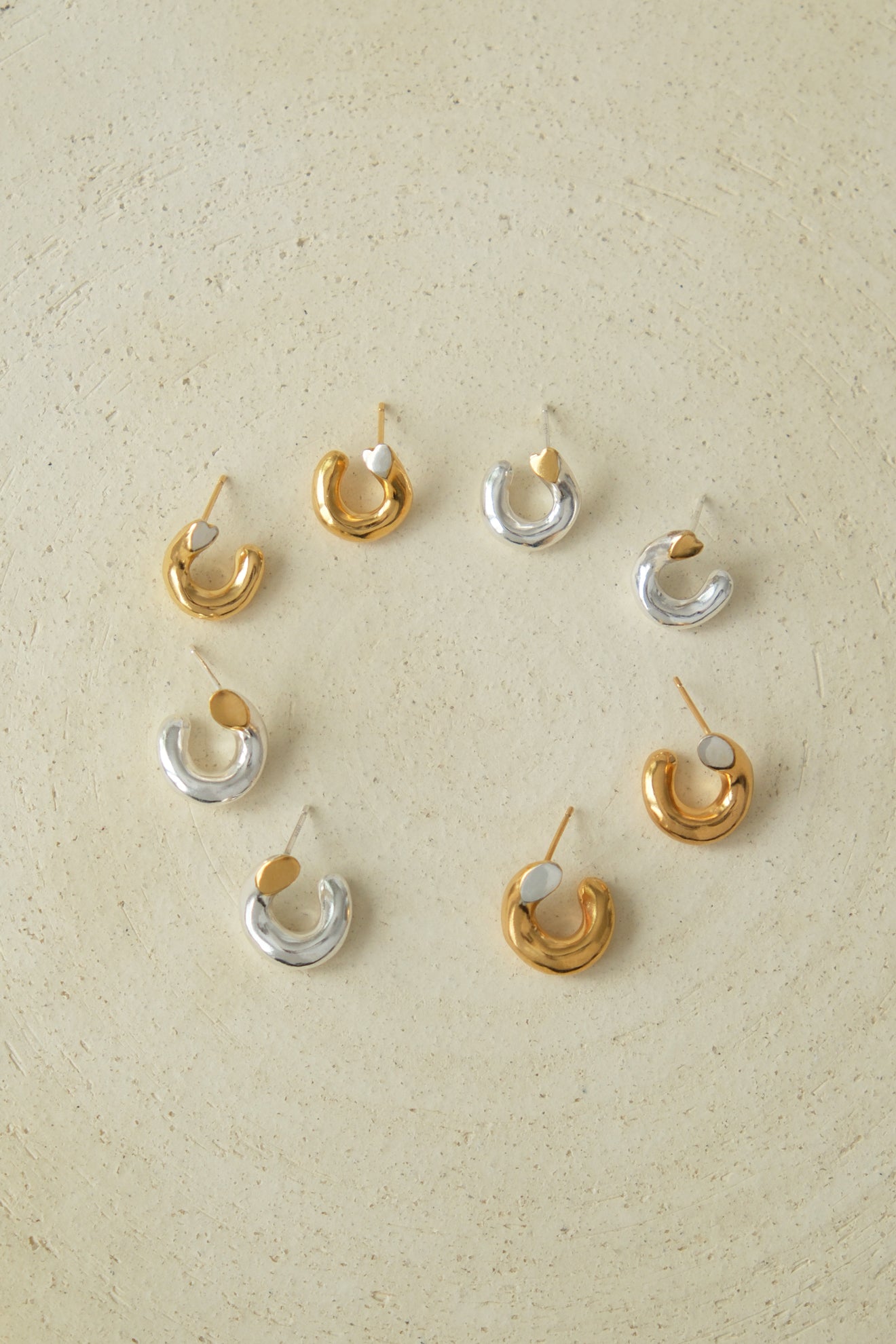 Facet oval pierce　