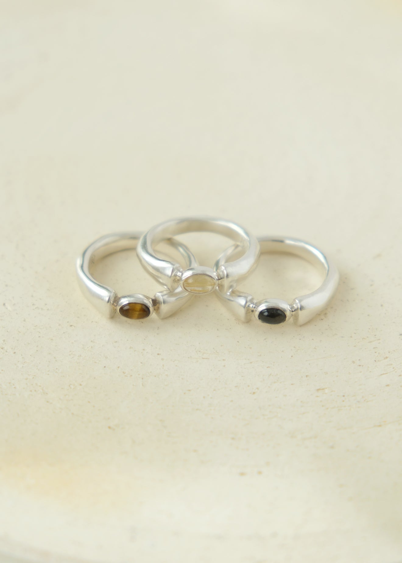 Wedge stone ring