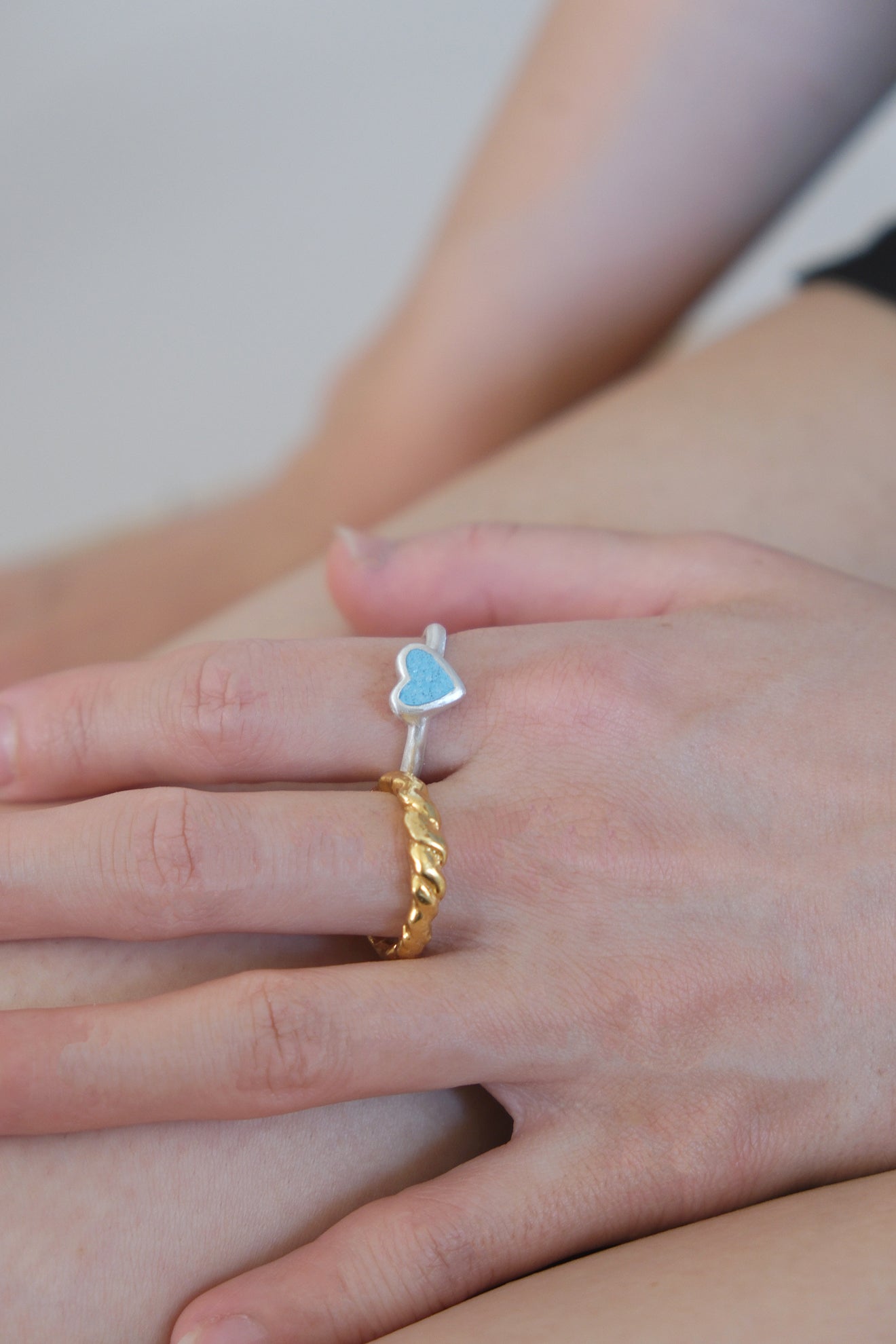 fragrance ring / tiny heart (AO)