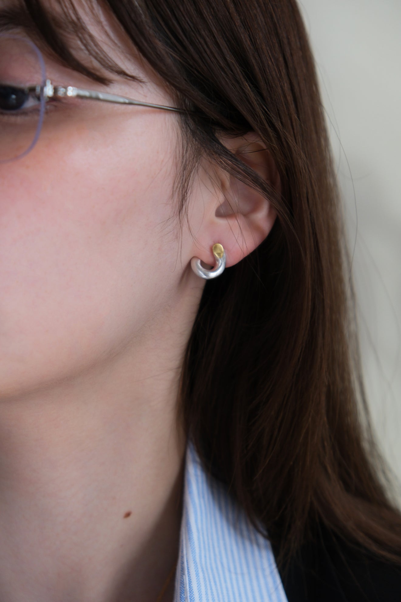 Facet oval pierce　