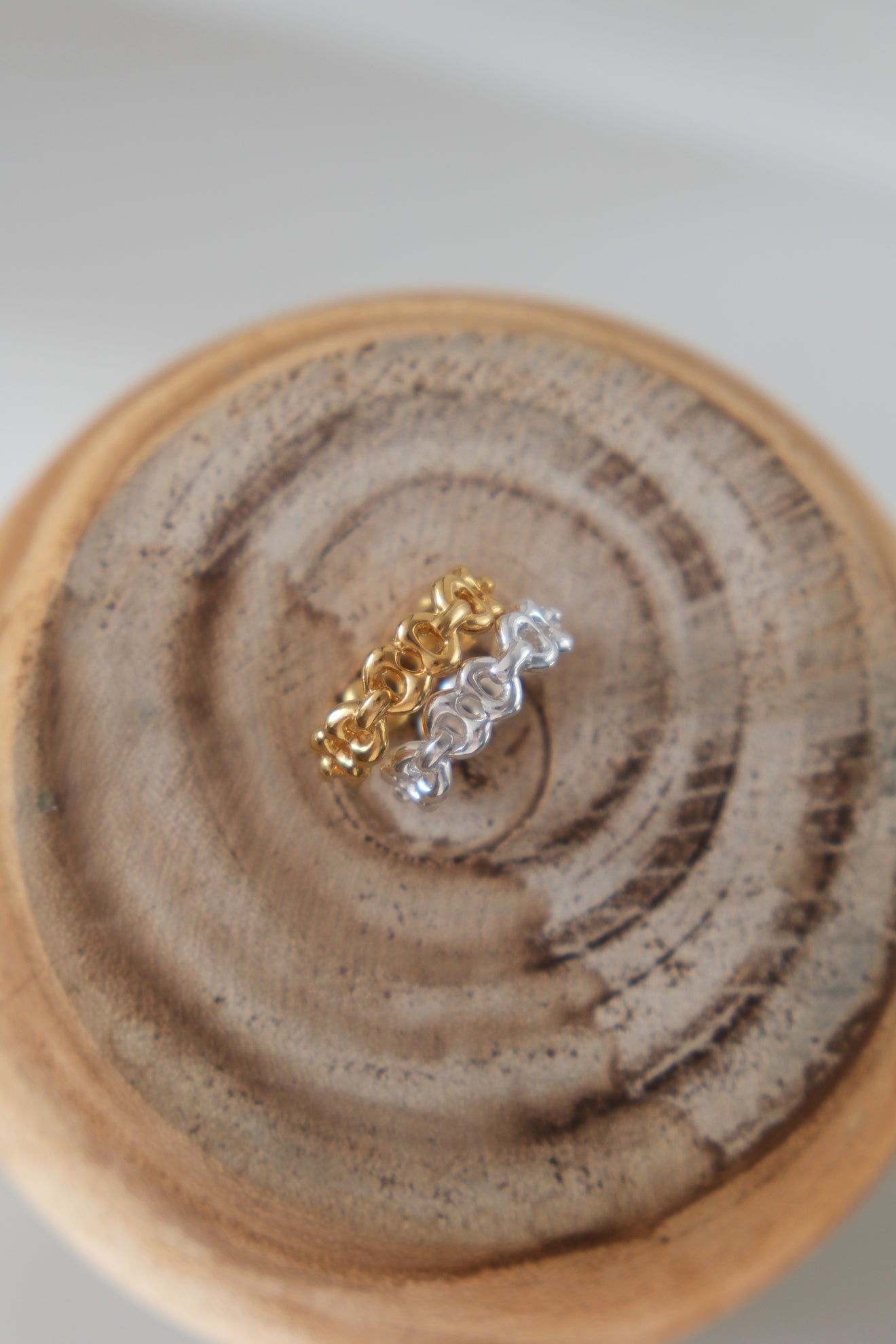 lunar eclipse full ring / gold