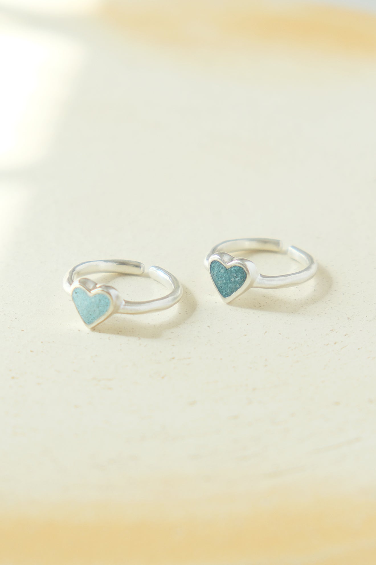 fragrance ring / tiny heart (AO)