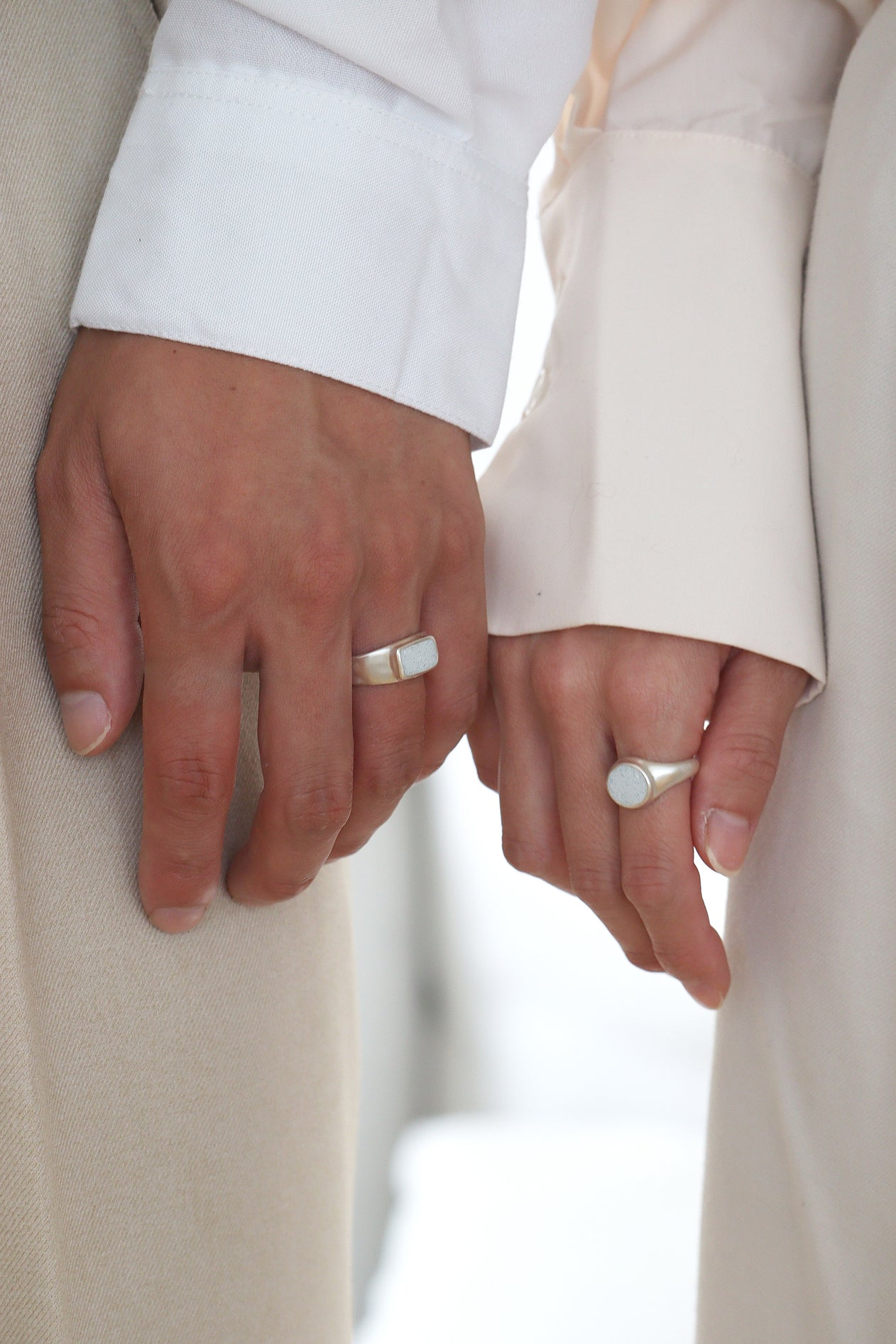fragrance ring / square (ice blue)