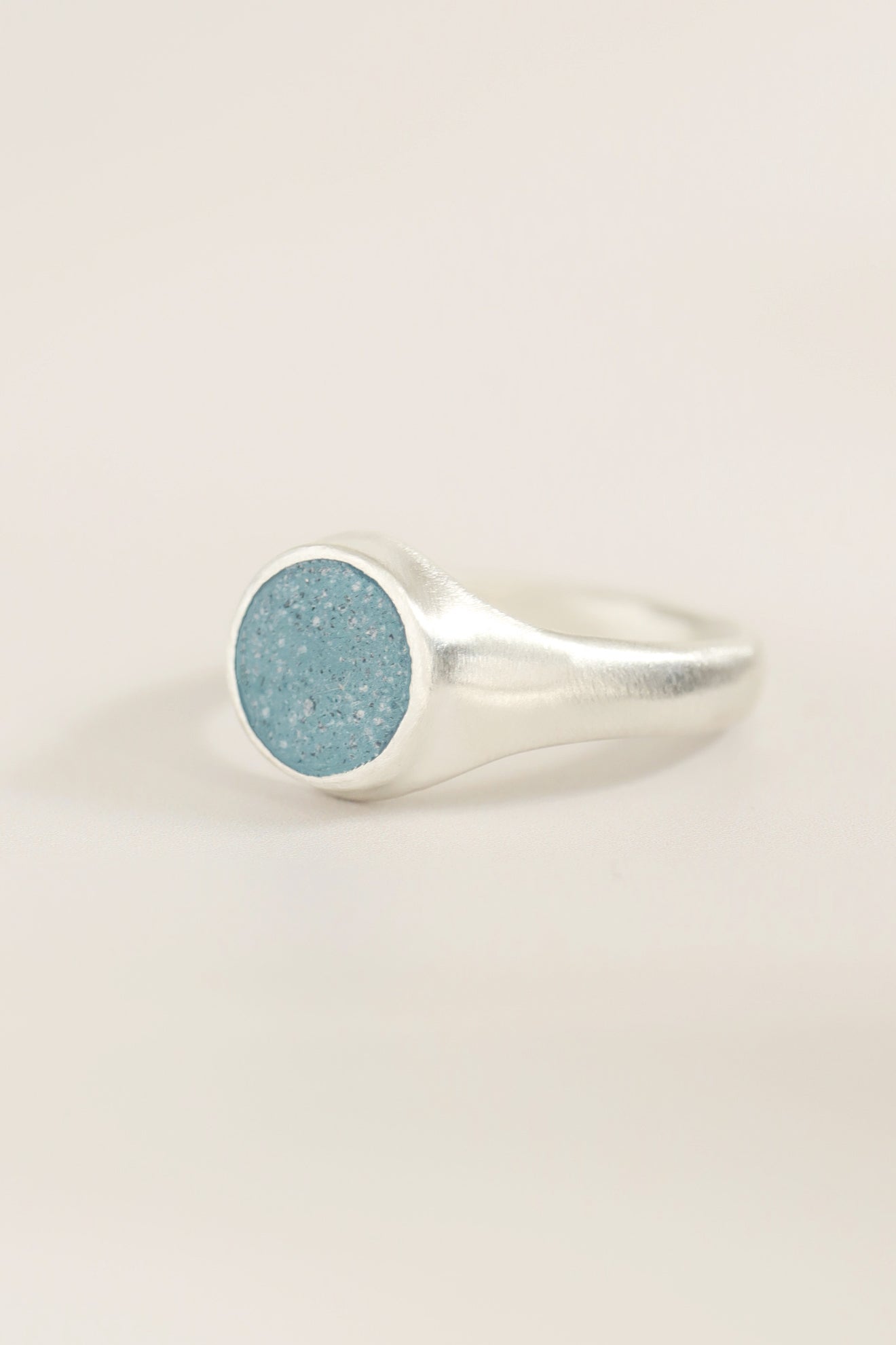 fragrance ring / round (blue green)