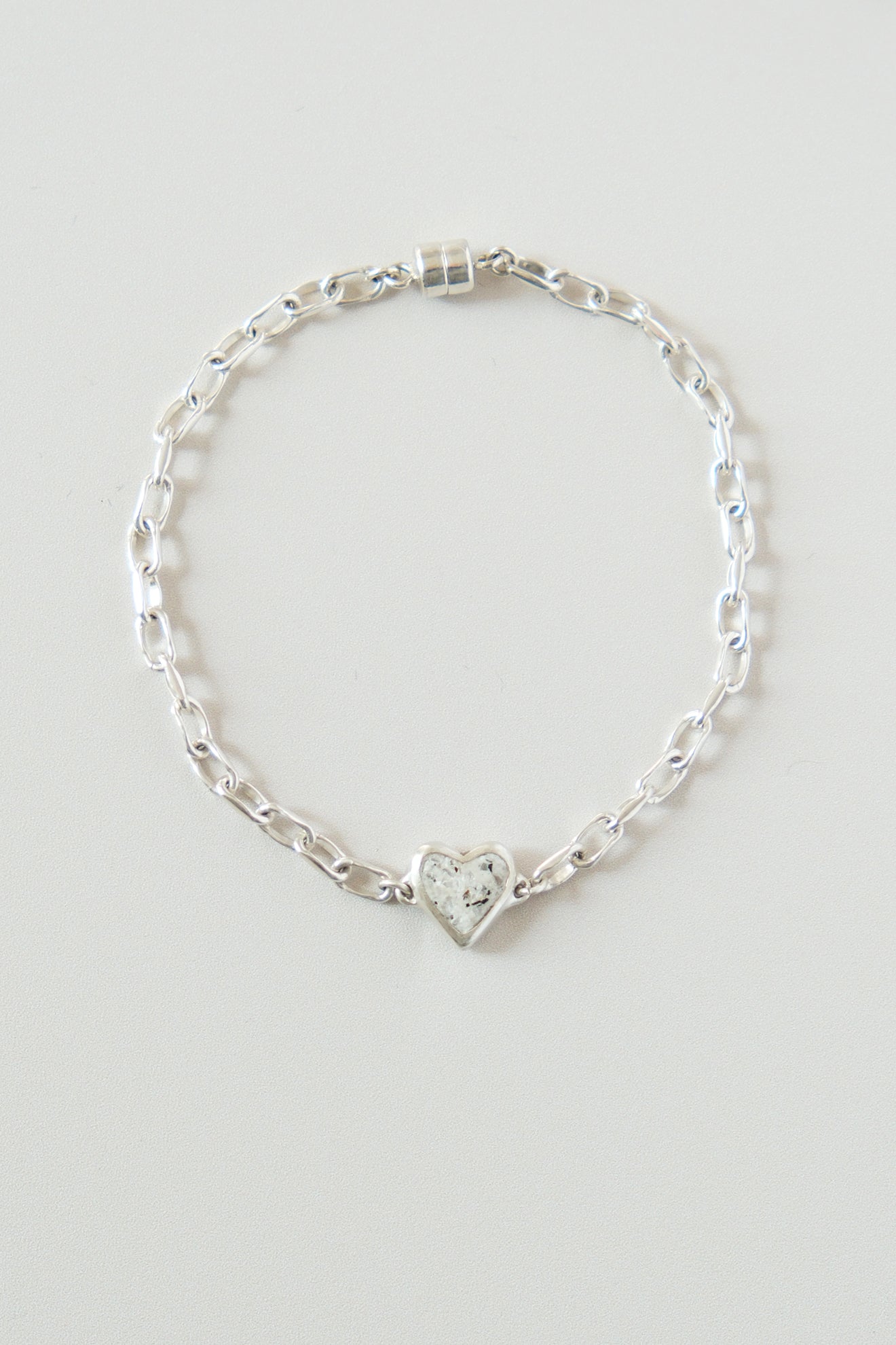 fragrance bracelet / tiny heart
