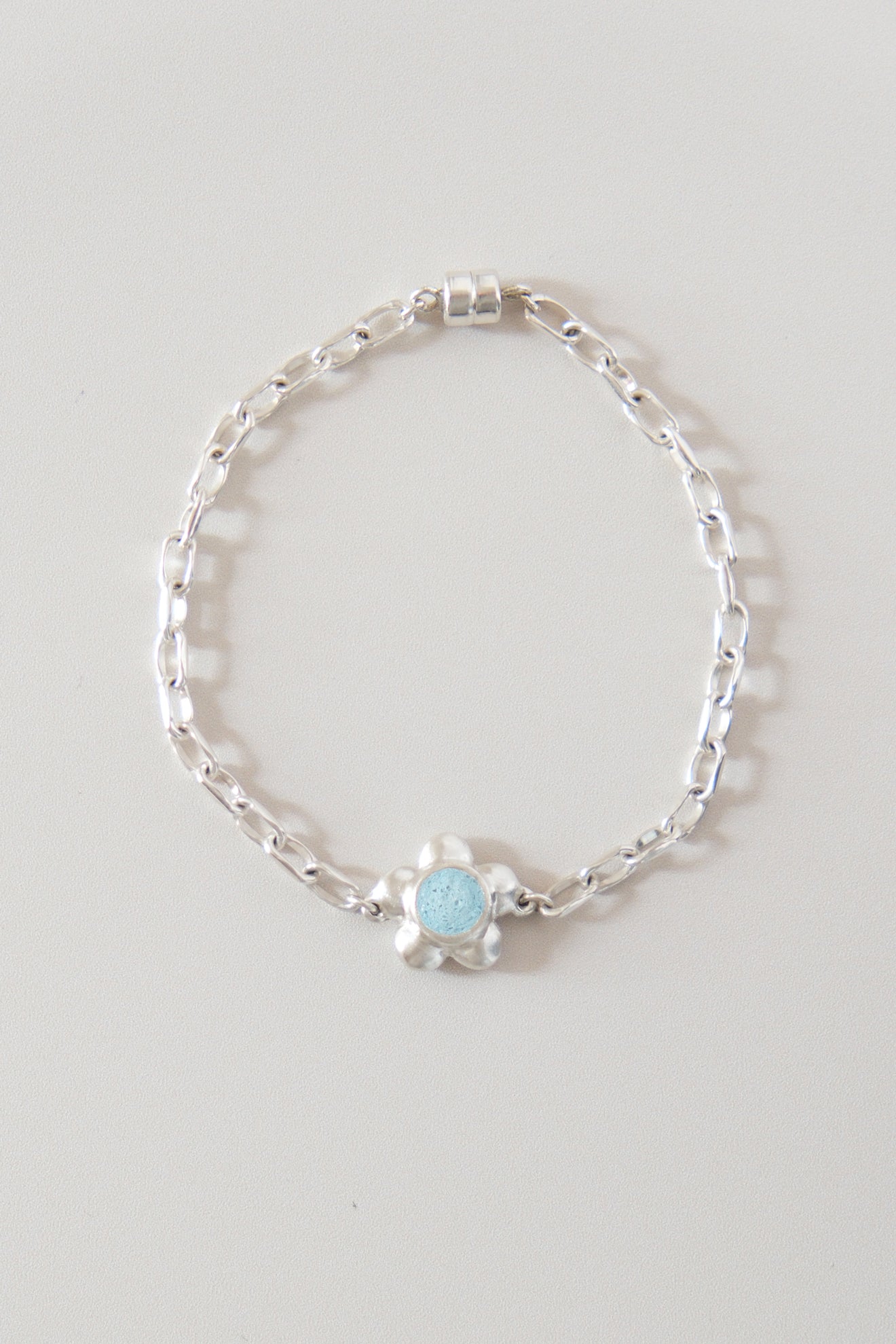 fragrance bracelet / flower (sky blue)